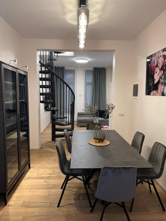Exclusive Two-Level Apartment With Private Terrace On The Canal Brussel Bagian luar foto