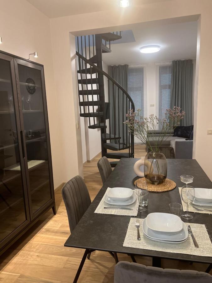 Exclusive Two-Level Apartment With Private Terrace On The Canal Brussel Bagian luar foto
