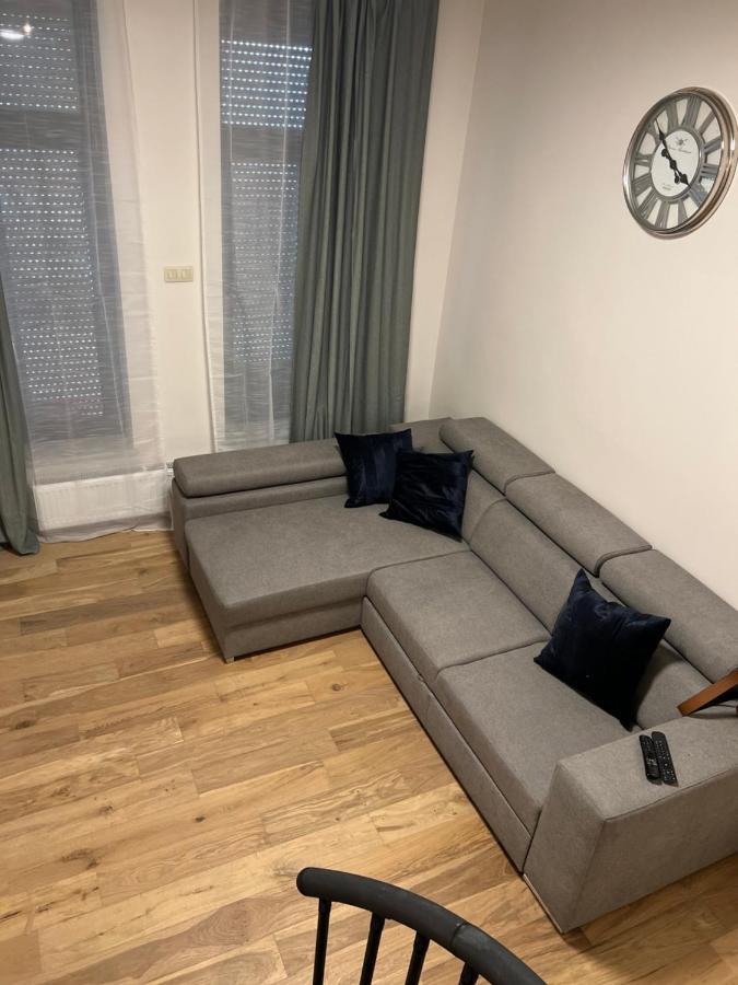 Exclusive Two-Level Apartment With Private Terrace On The Canal Brussel Bagian luar foto